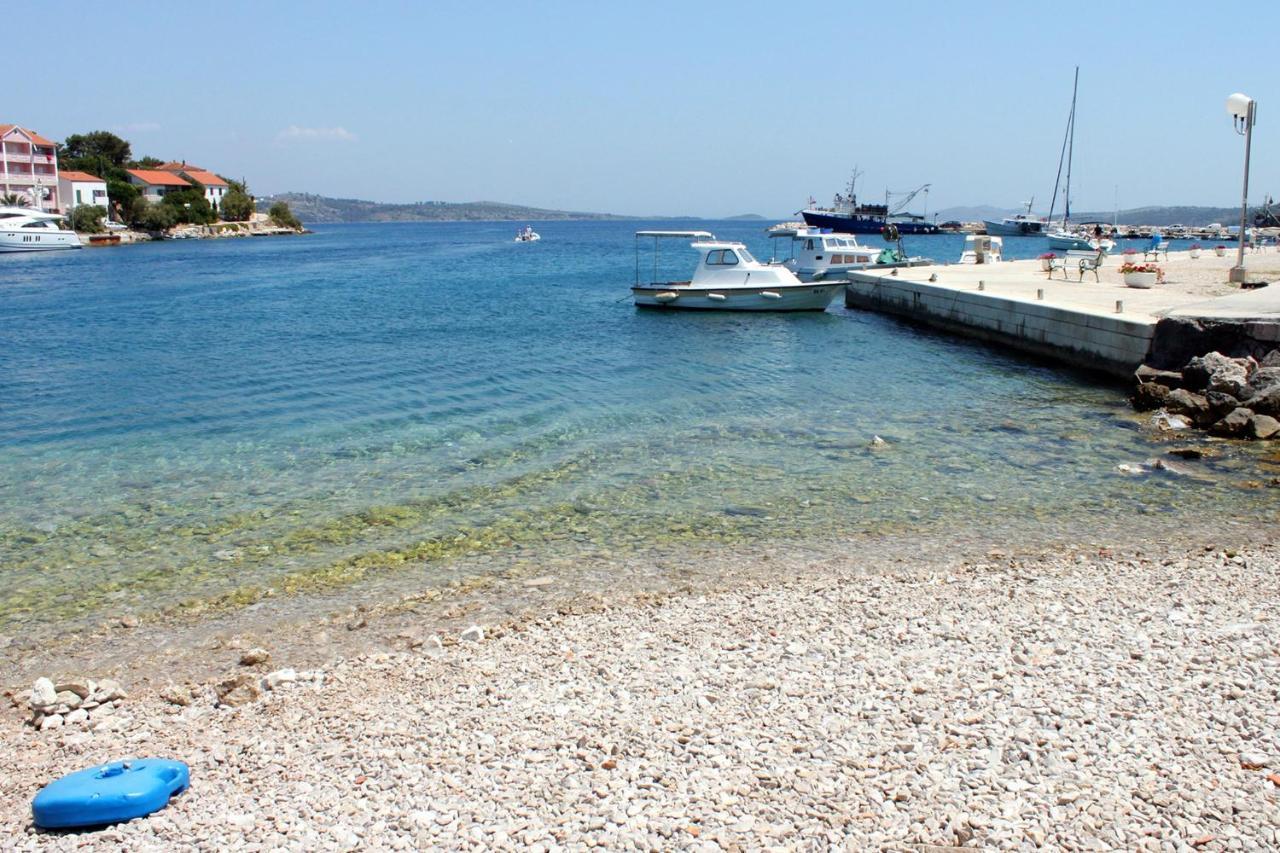 Apartments With A Parking Space Sali, Dugi Otok - 8136 Luaran gambar