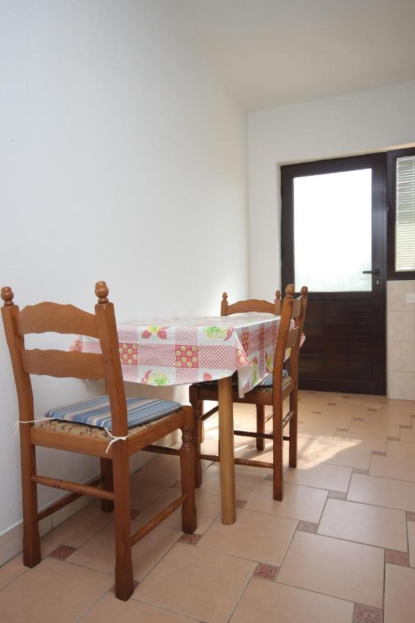 Apartments With A Parking Space Sali, Dugi Otok - 8136 Luaran gambar