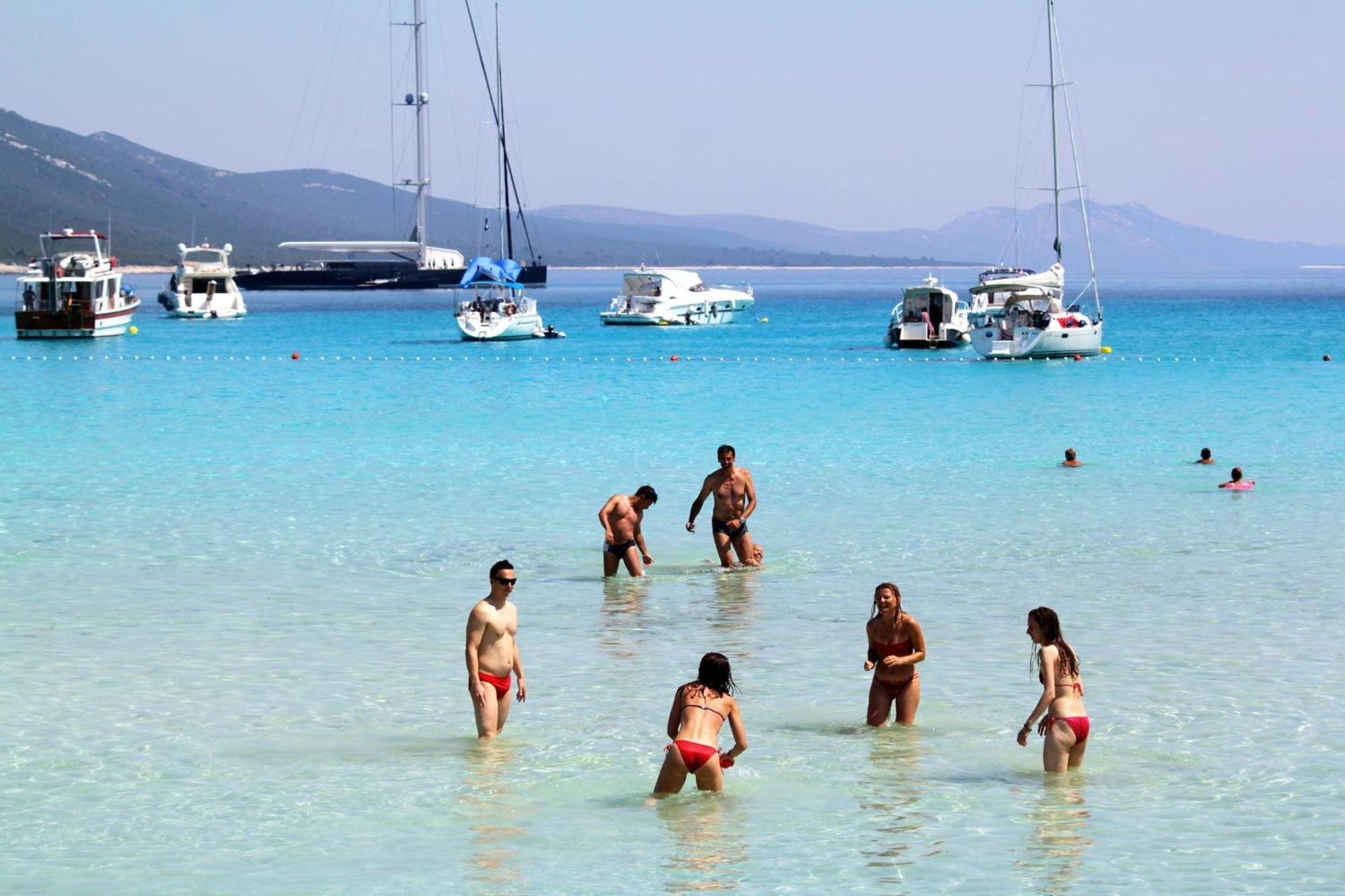 Apartments With A Parking Space Sali, Dugi Otok - 8136 Luaran gambar